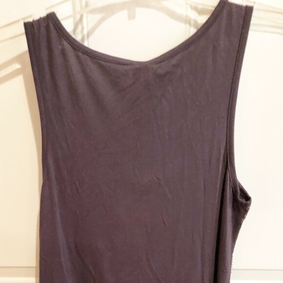 Studio Y Womens Sequined Sparkly Gray Scoop Neck Tank Top Stretchy Sz M - NWT - Picture 2 of 9